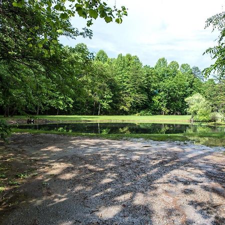 Cabin Of Dreams, 3 Bedroom Water View, Wifi, Hot Tub, Pool Table, Sleep 8 Sevierville Exteriör bild