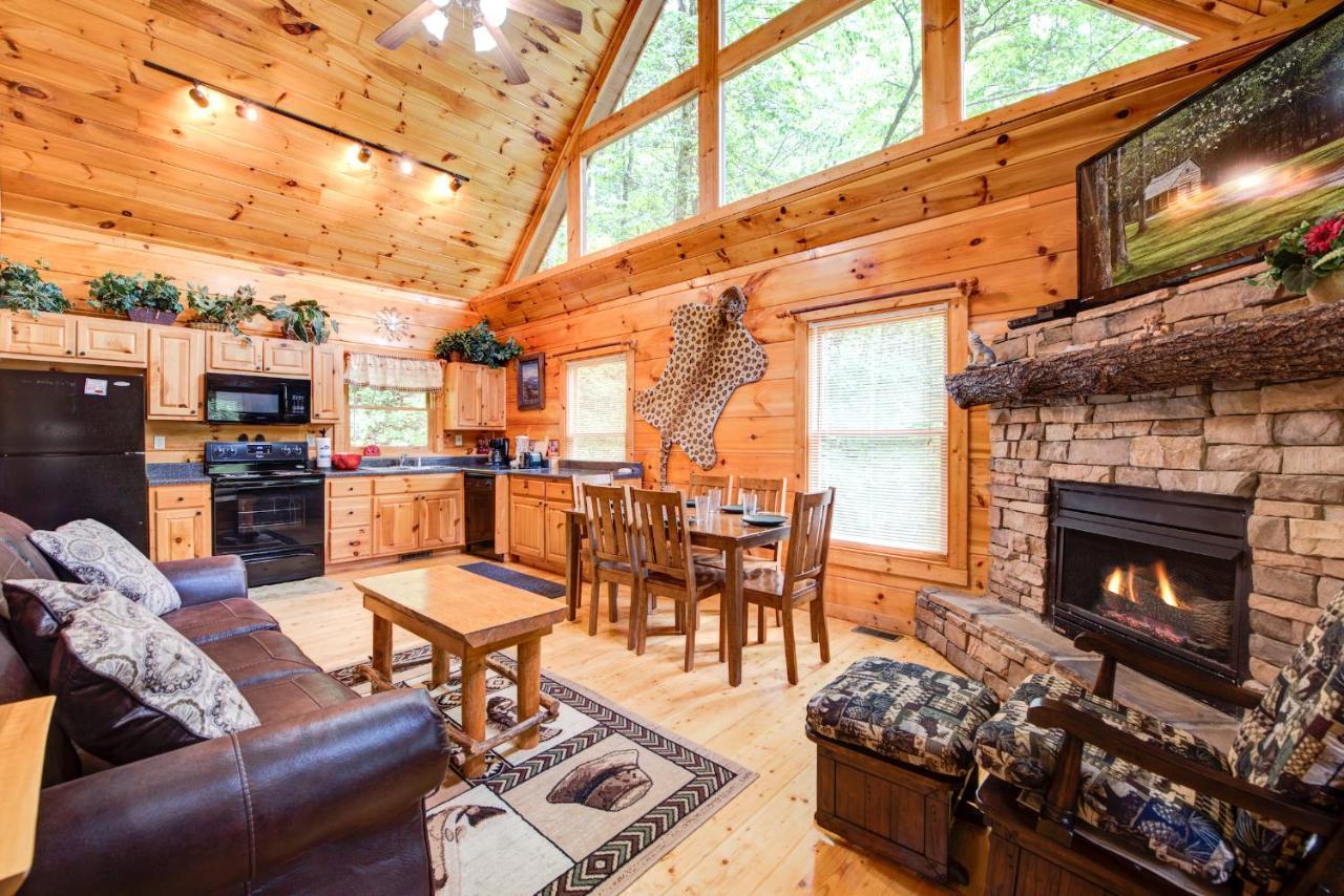 Cabin Of Dreams, 3 Bedroom Water View, Wifi, Hot Tub, Pool Table, Sleep 8 Sevierville Exteriör bild